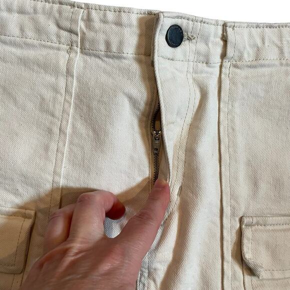 Banana Republic Ecru White denim utility cargo mini skirt size small - Picture 3 of 7